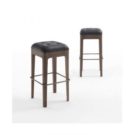 Webby stool - Porada